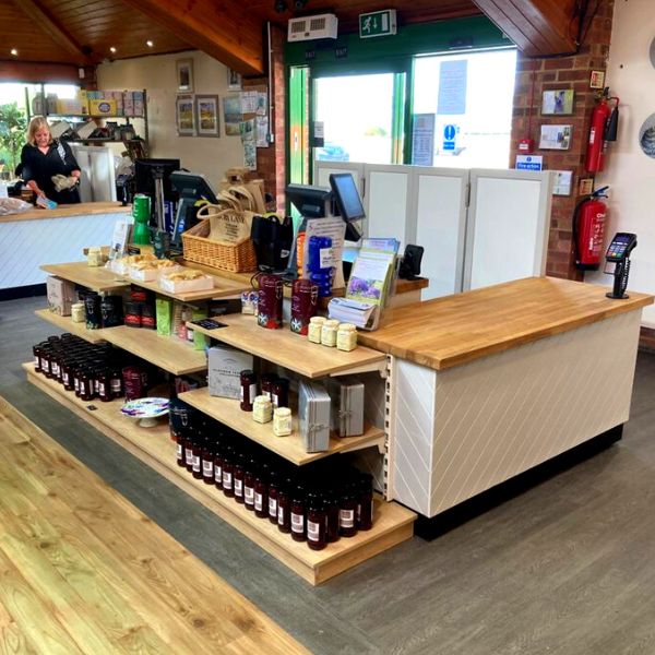 Tailored Till Solutions for Independent Pet Shops: Inventory and POS Best Practices