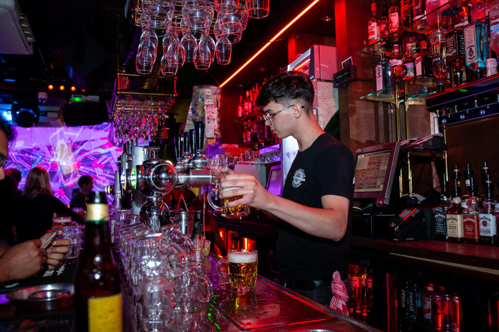 Nightclub POS: Streamline Peak Hours | South West Systems