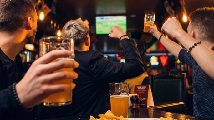 Busy Pub POS Systems: Streamline Service & Payments | South West Systems