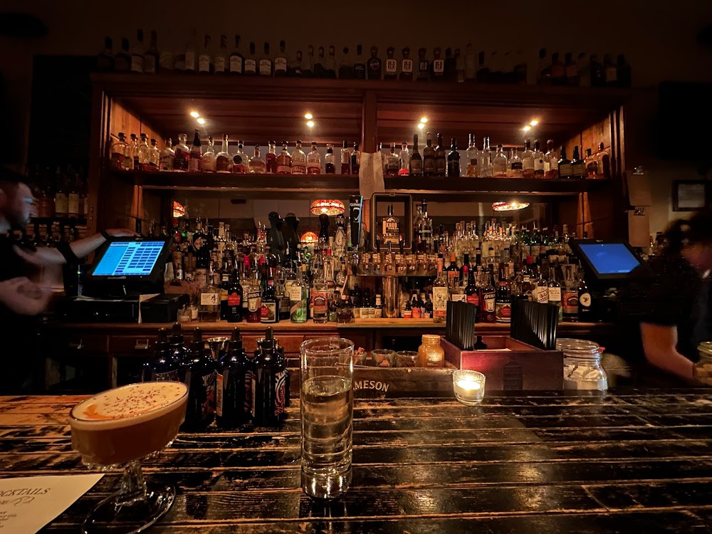 What POS software works best for a busy pub in London?