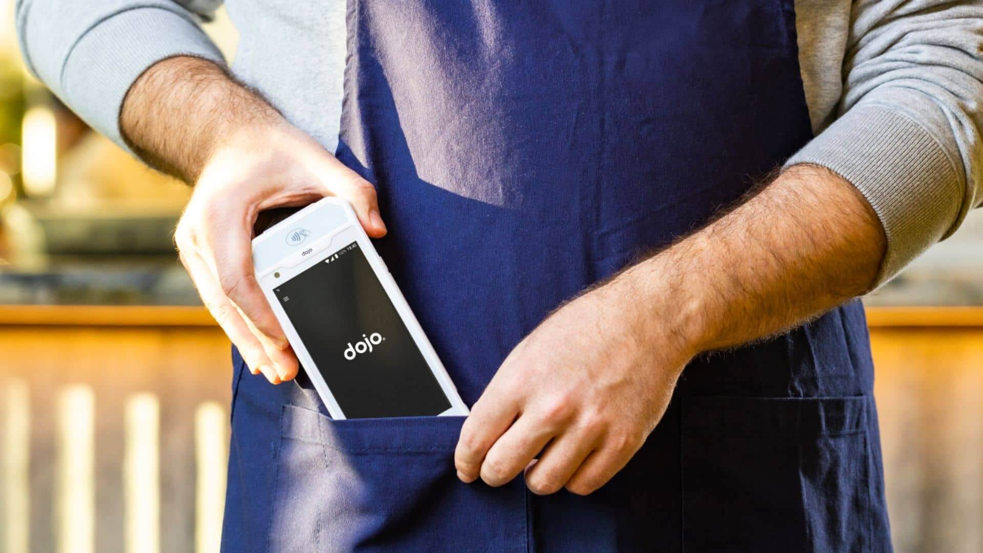 Why Restaurants Choose Dojo Pocket for Tableside Ordering | South West Systems
