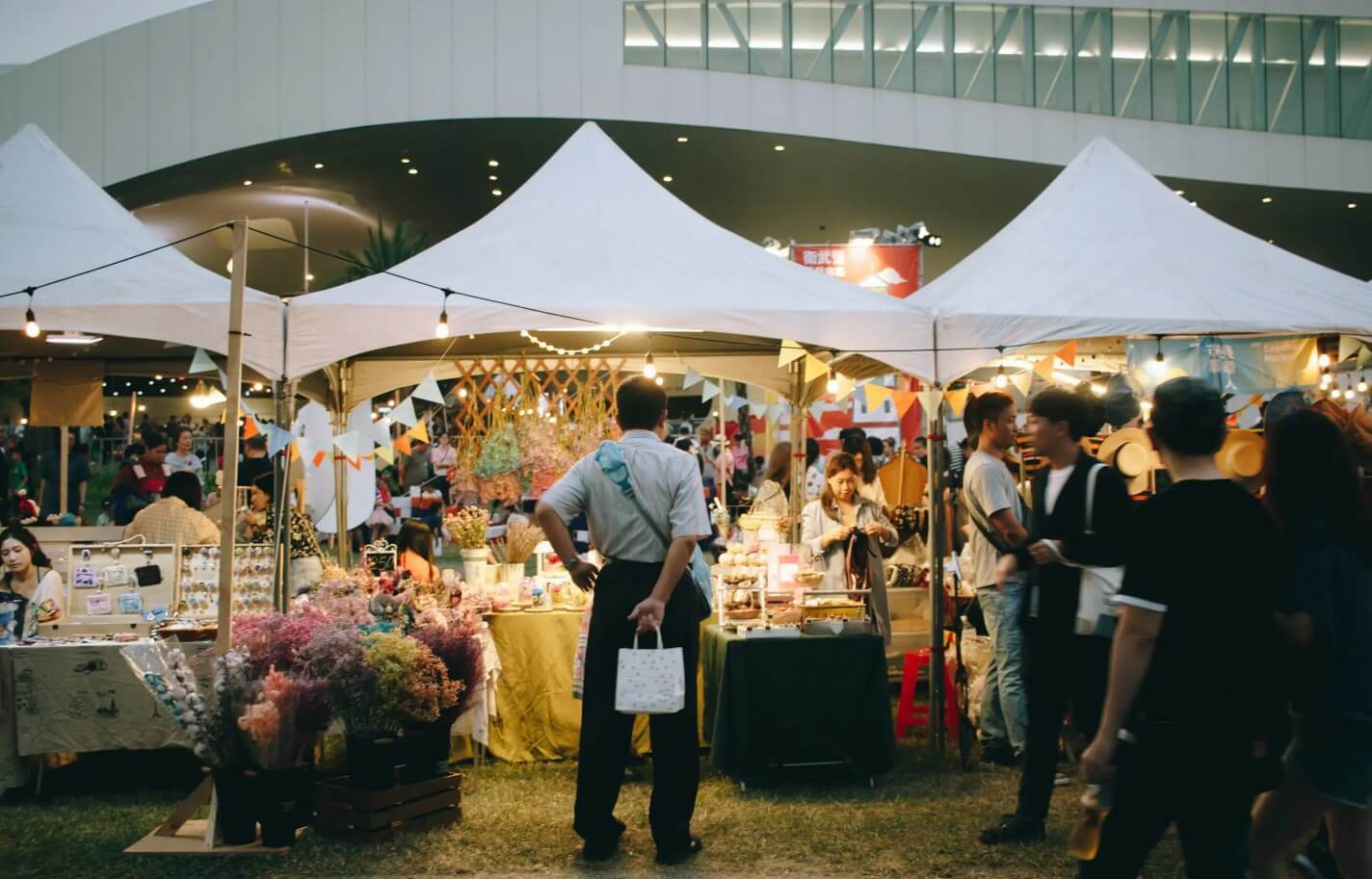 Scalable Pop-Up EPOS Systems for Seasonal Retail | SWS UK